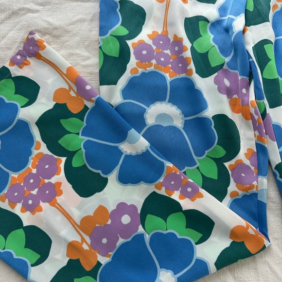 Zara Floral Printed Multicolored Wide Leg Trouser Pants - Picture 3 of 5